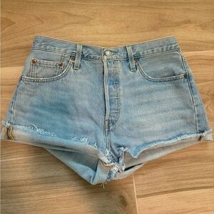 Levi’s women’s jean shorts size 29